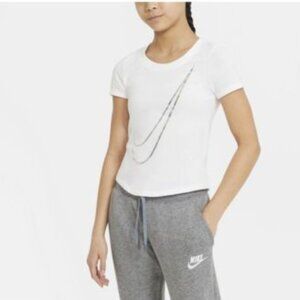 Nike Big Girls Sportswear T-shirt